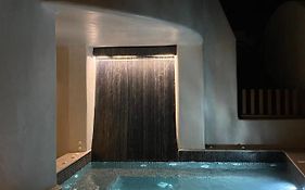 Areos Luxury Suites